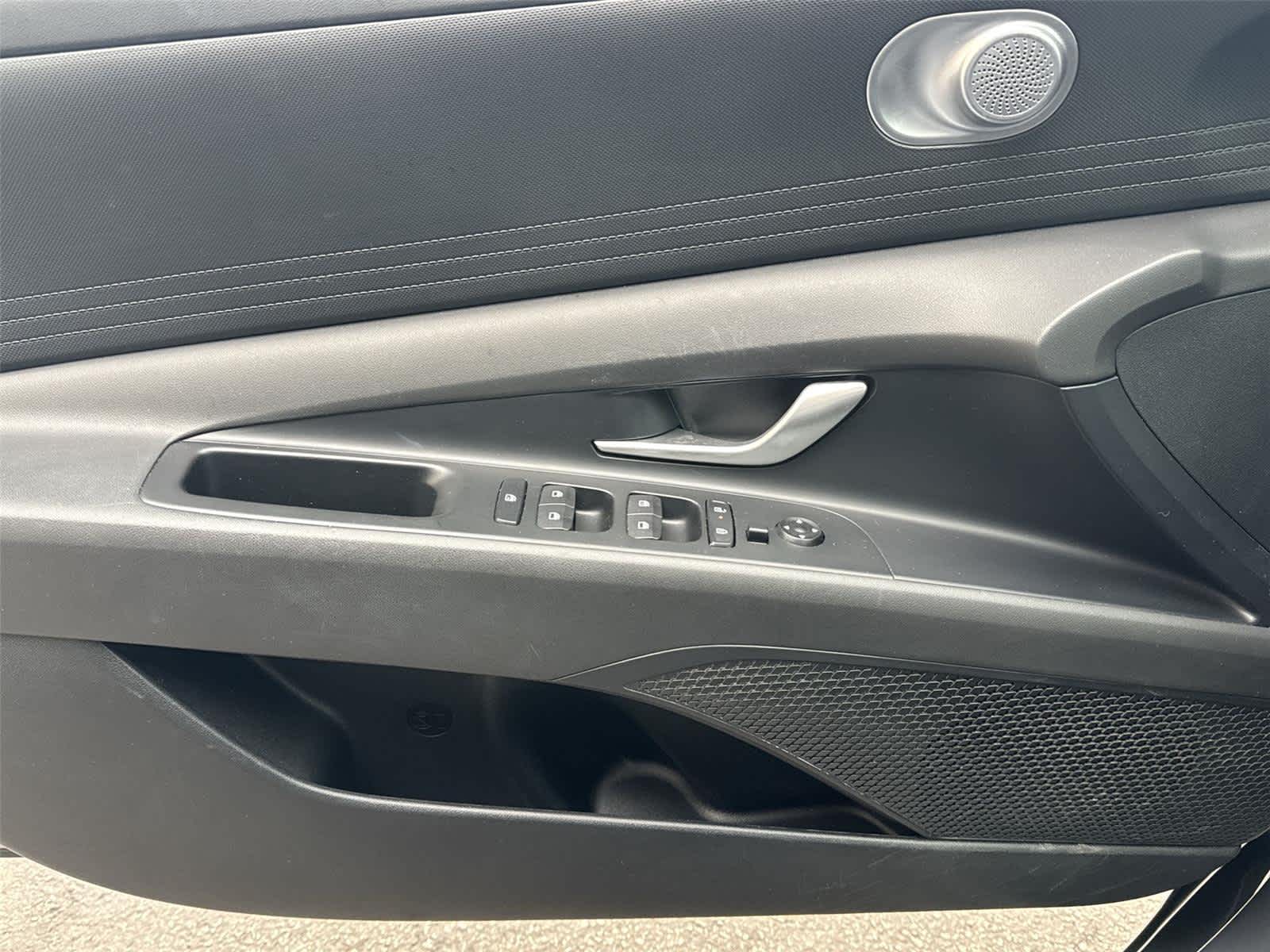 Thumbnail: 2024 Hyundai Elantra - 21