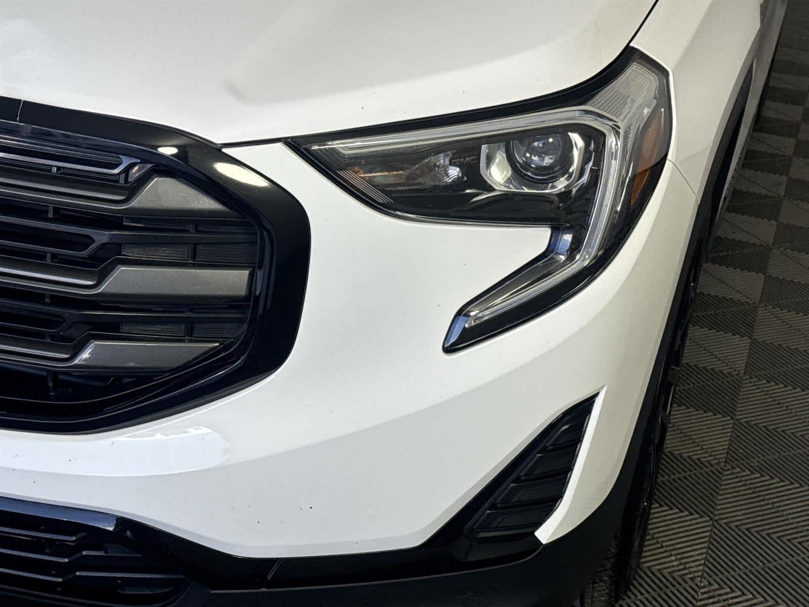 Thumbnail: 2021 GMC Terrain - 9