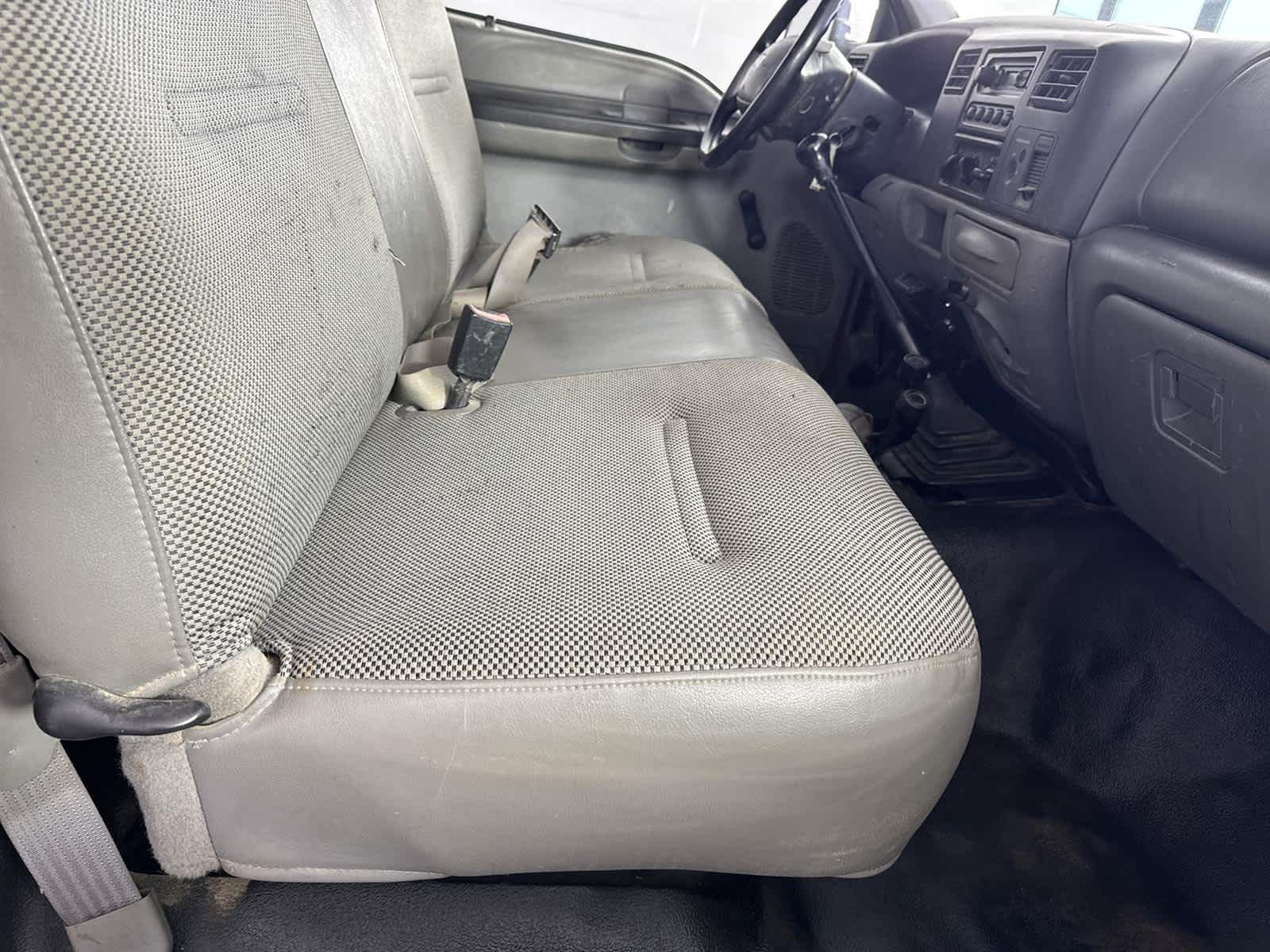 Thumbnail: 2003 Ford F-450 - 14