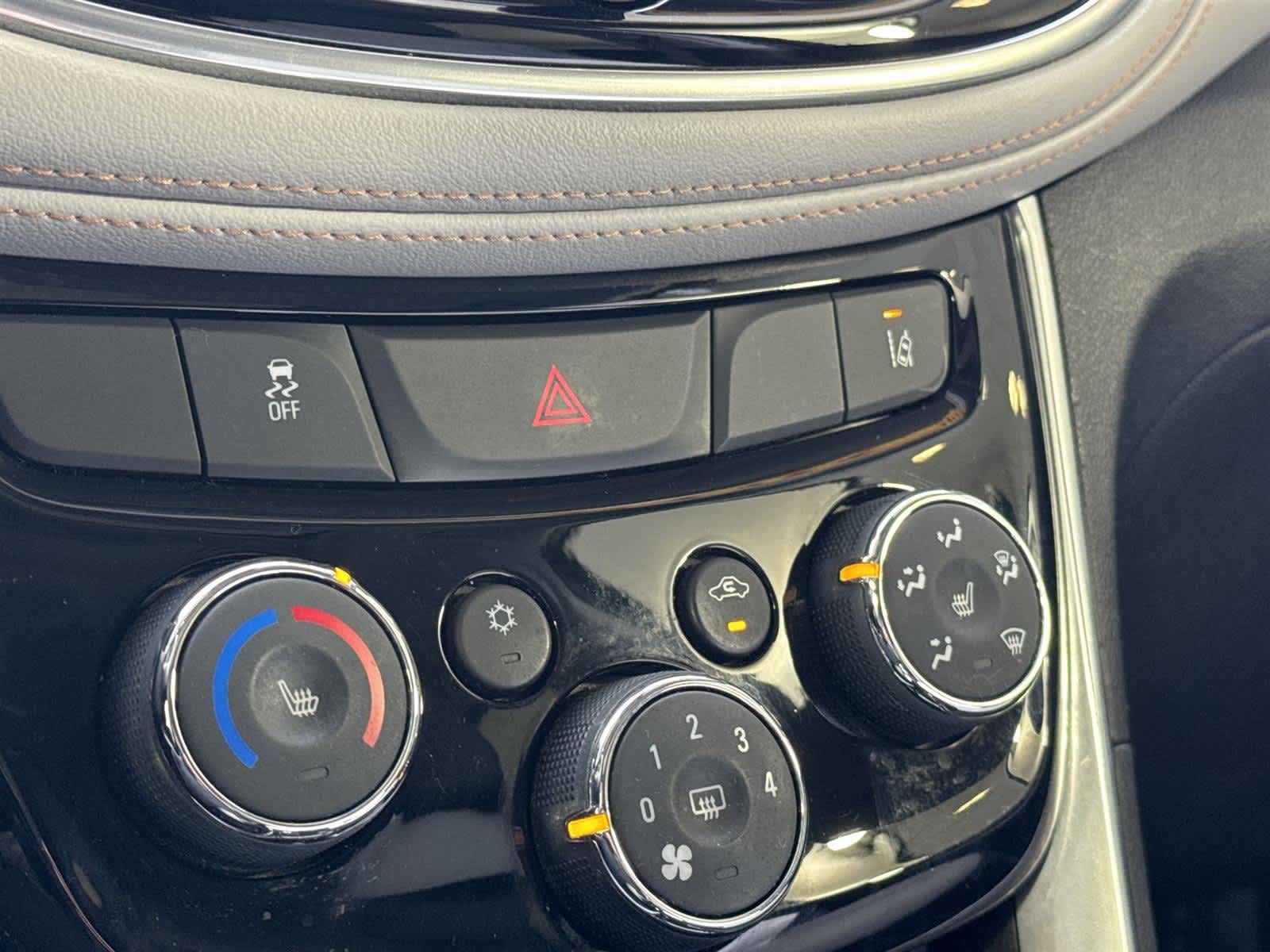 Thumbnail: 2019 Chevrolet Trax - 20