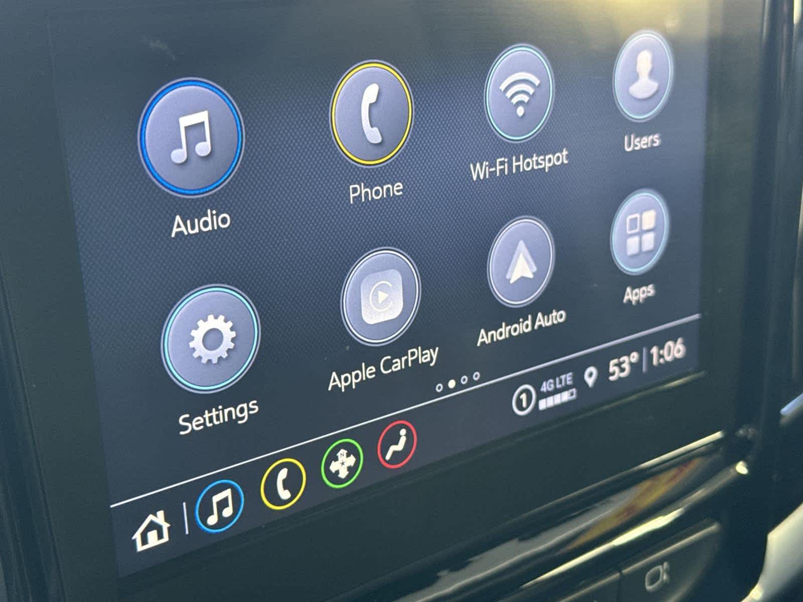 Thumbnail: 2023 Chevrolet Traverse - 21