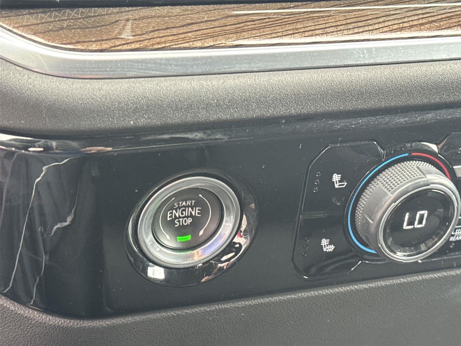 Thumbnail: 2022 Chevrolet Silverado 1500 - 28