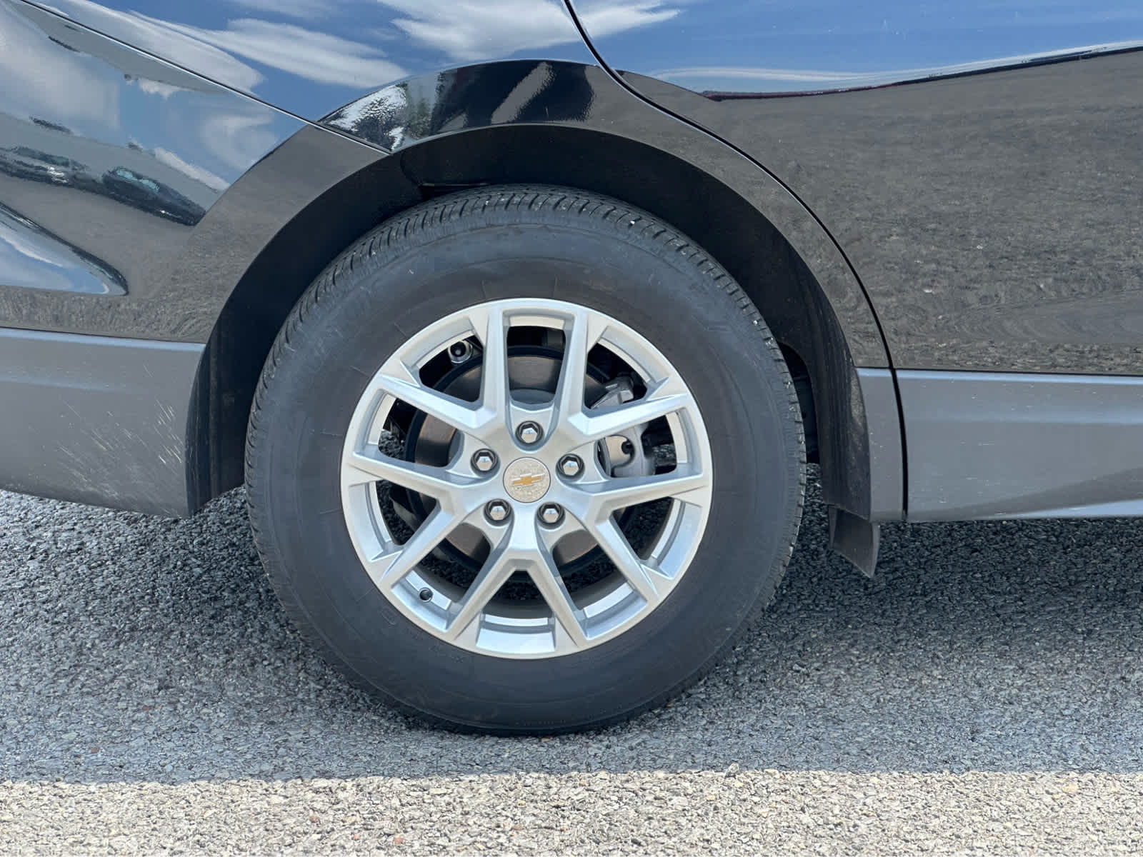 Thumbnail: 2022 Chevrolet Equinox - 21