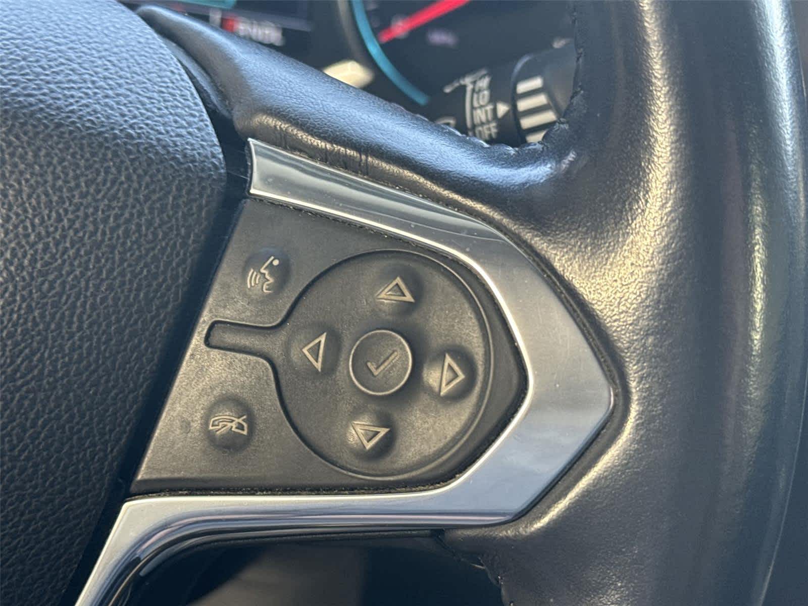 Thumbnail: 2019 Chevrolet Traverse - 28