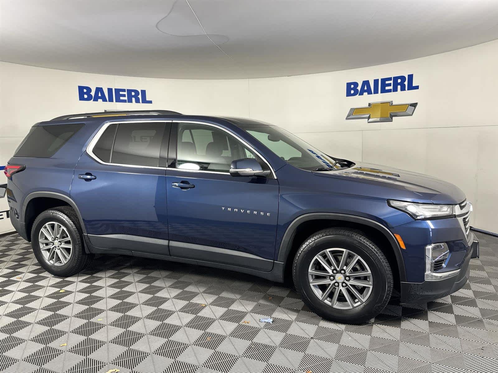Thumbnail: 2023 Chevrolet Traverse - 6