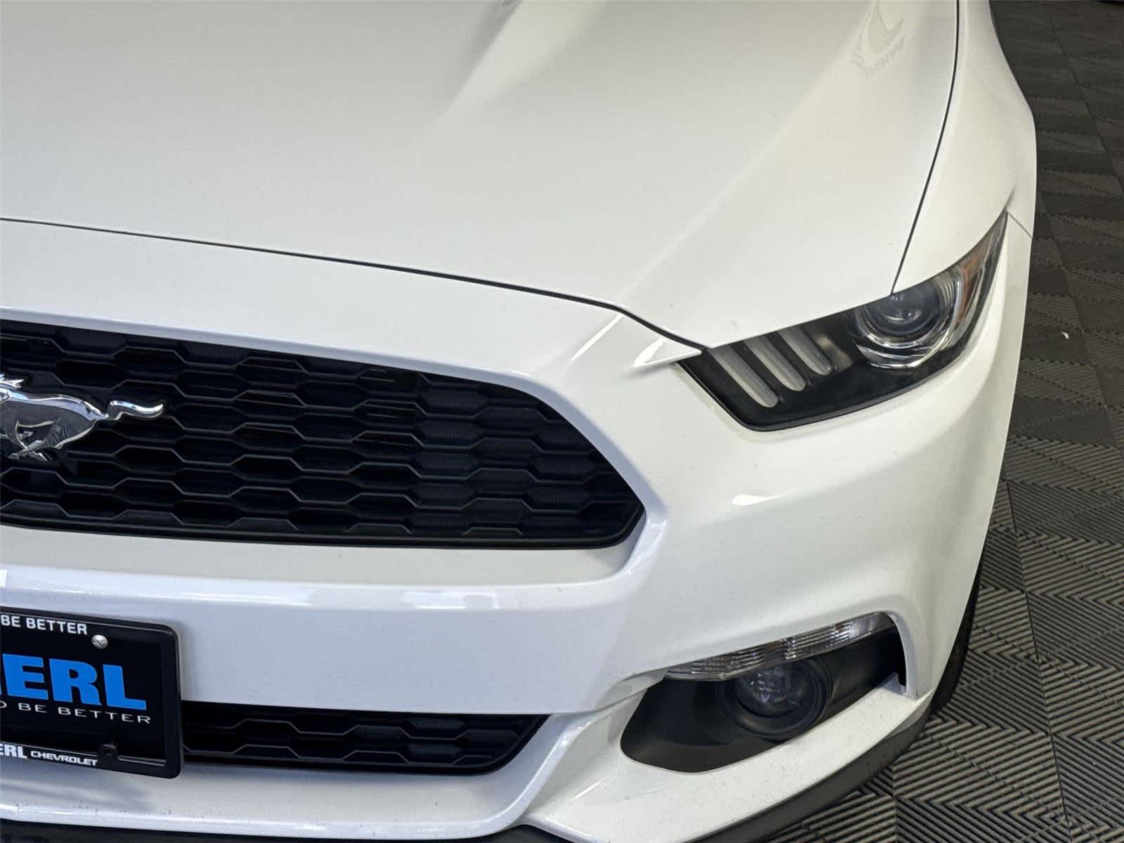 Thumbnail: 2017 Ford Mustang - 9