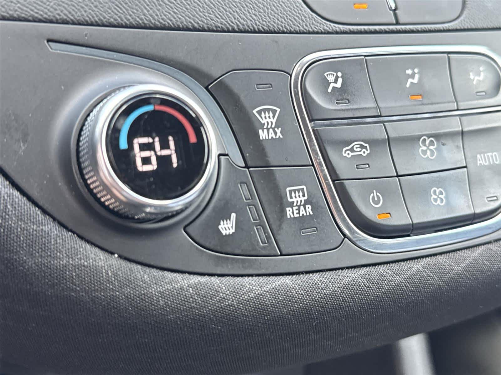 Thumbnail: 2023 Chevrolet Malibu - 19