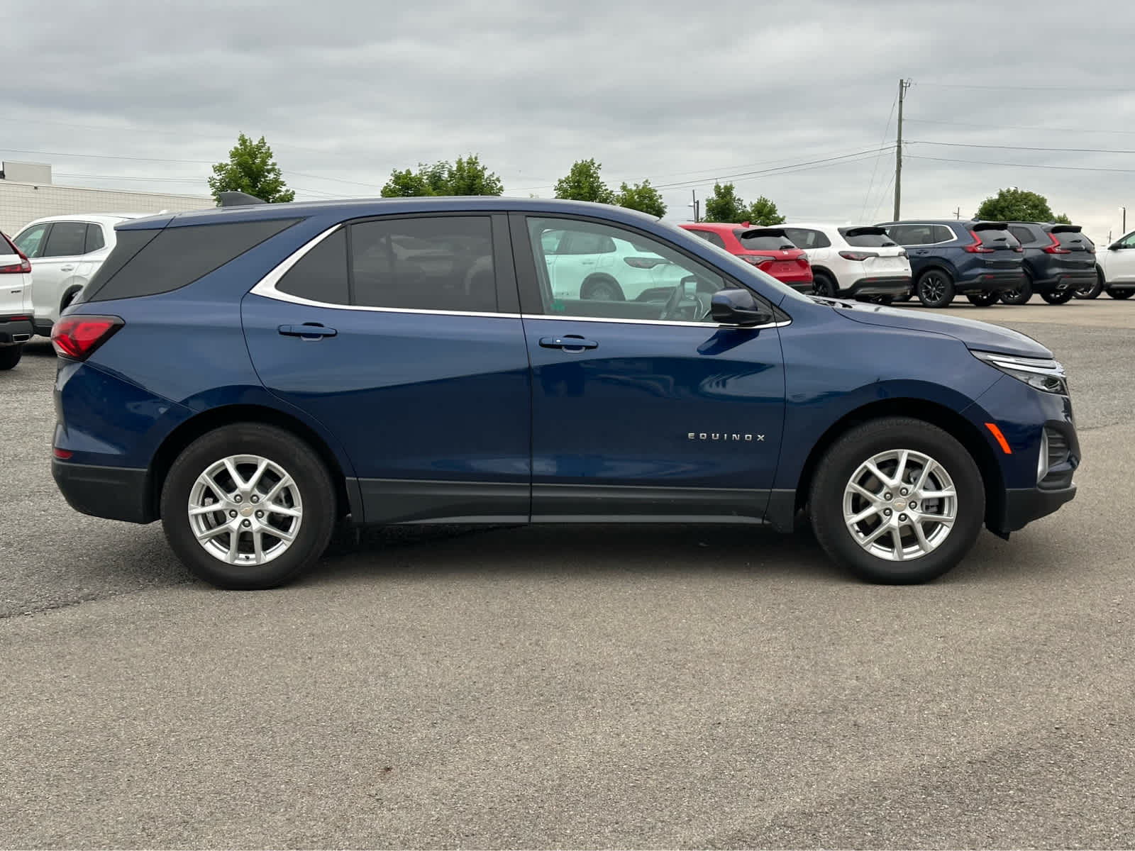 2022 Chevrolet Equinox LT 8