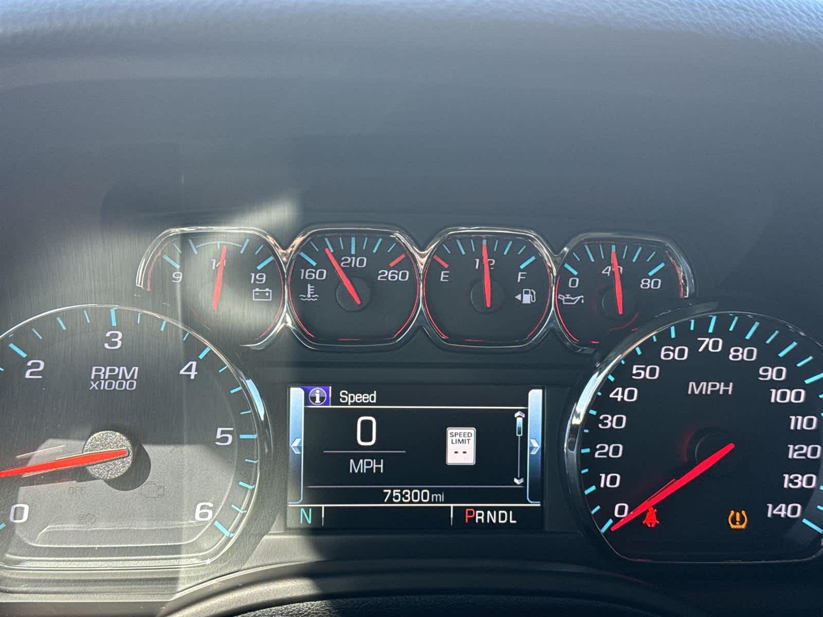 Thumbnail: 2019 Chevrolet Tahoe - 29