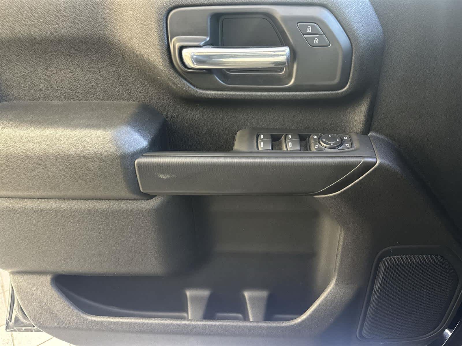 Thumbnail: 2024 Chevrolet Silverado 2500 - 23