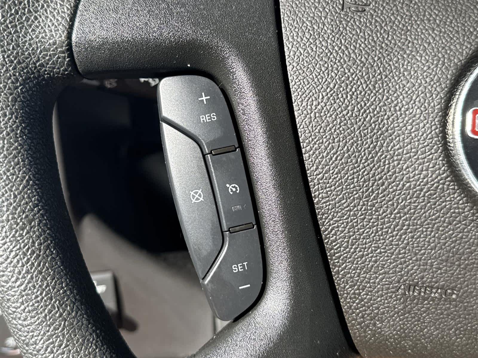 Thumbnail: 2024 GMC Savana - 21