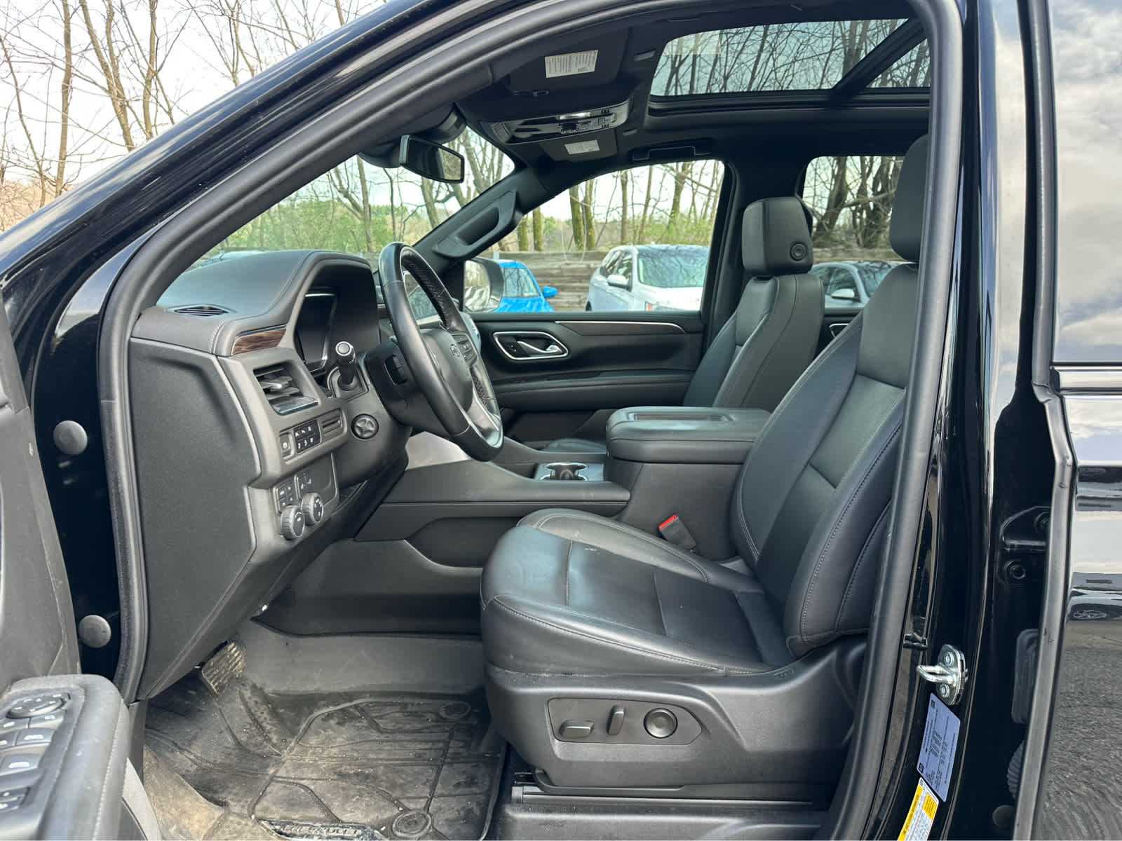 Thumbnail: 2023 Chevrolet Tahoe - 9