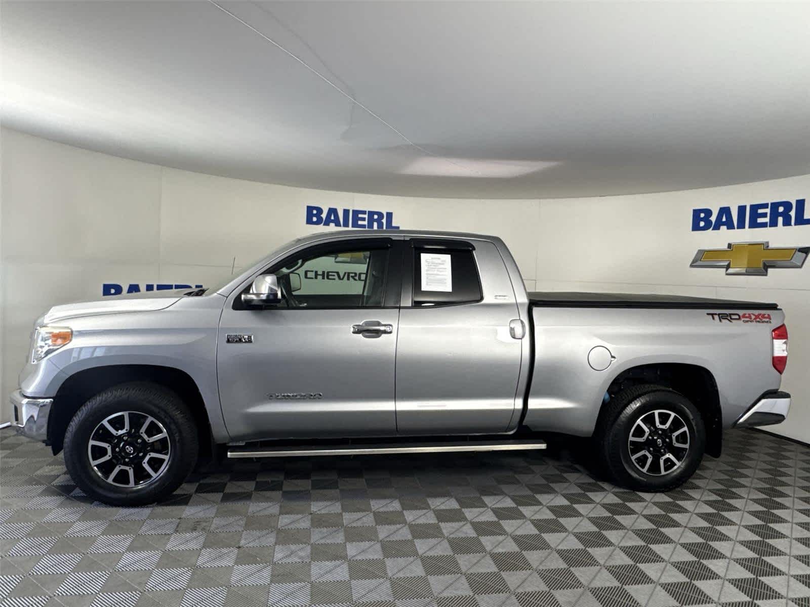 Thumbnail: 2017 Toyota Tundra - 2