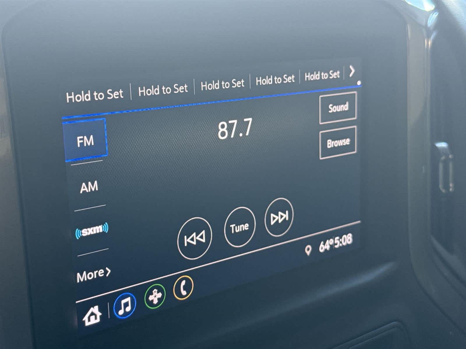 Thumbnail: 2020 Chevrolet Silverado 1500 - 16