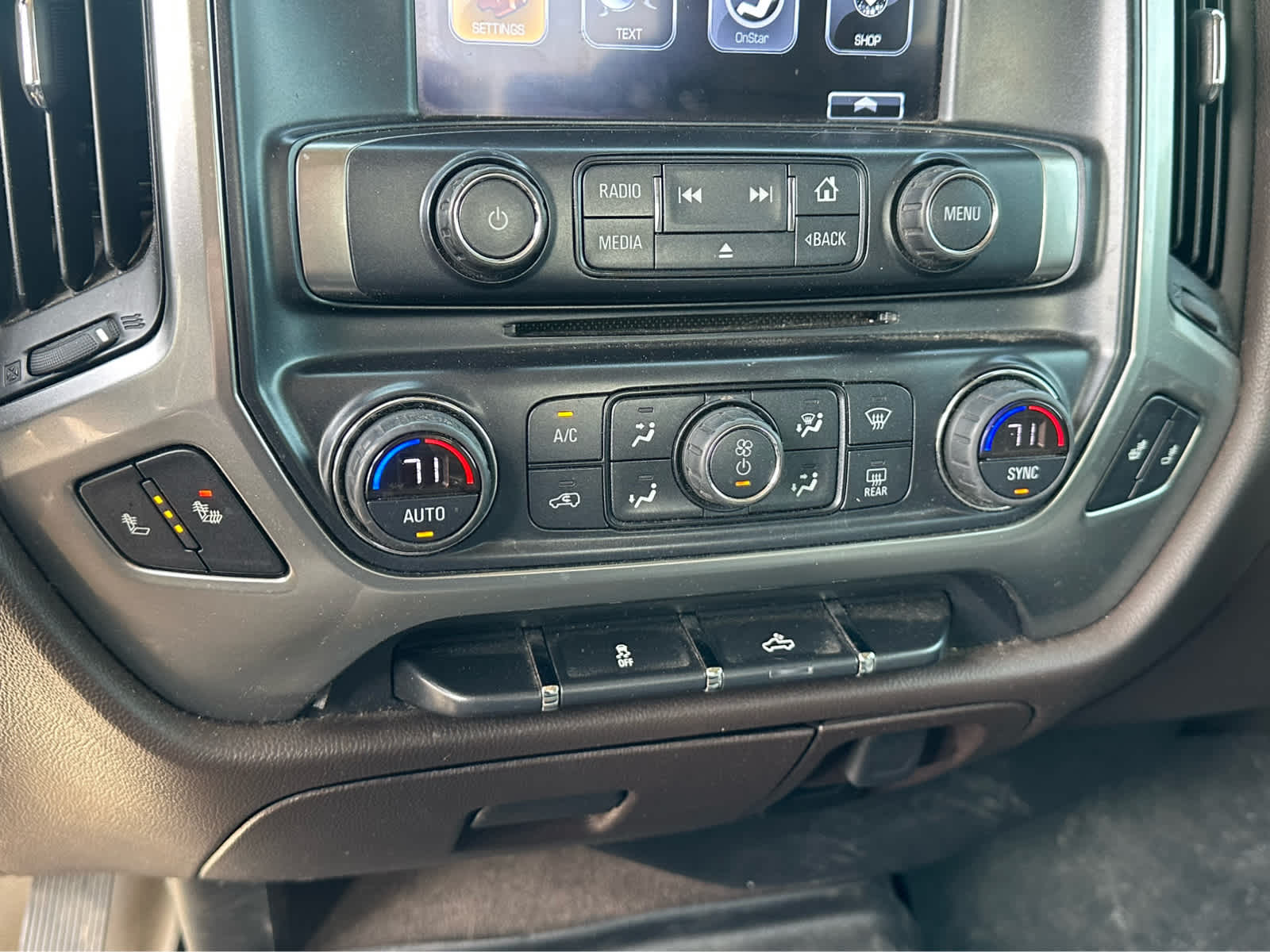 Thumbnail: 2017 Chevrolet Silverado 1500 - 15