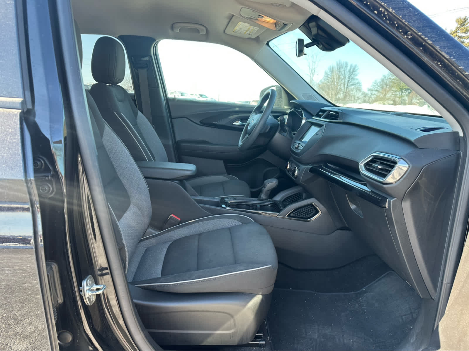 Thumbnail: 2023 Chevrolet TrailBlazer - 19