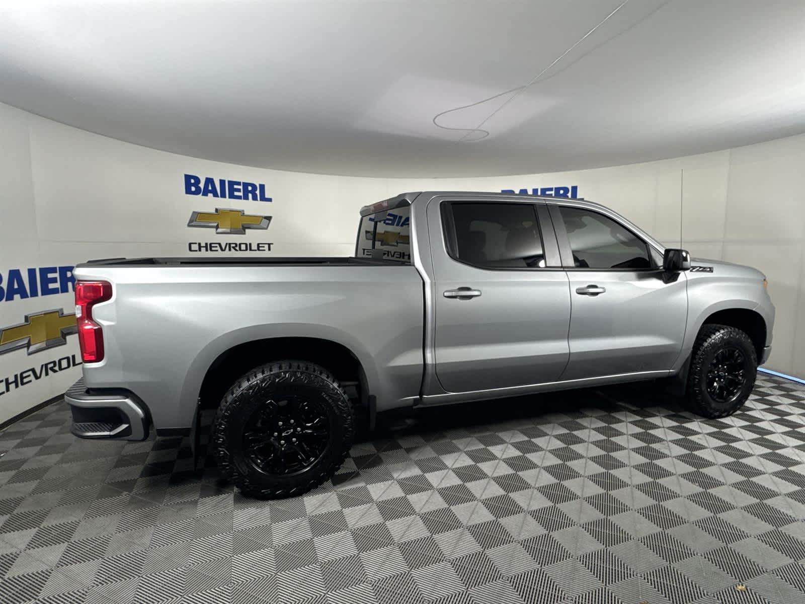 Thumbnail: 2025 Chevrolet Silverado 1500 - 6