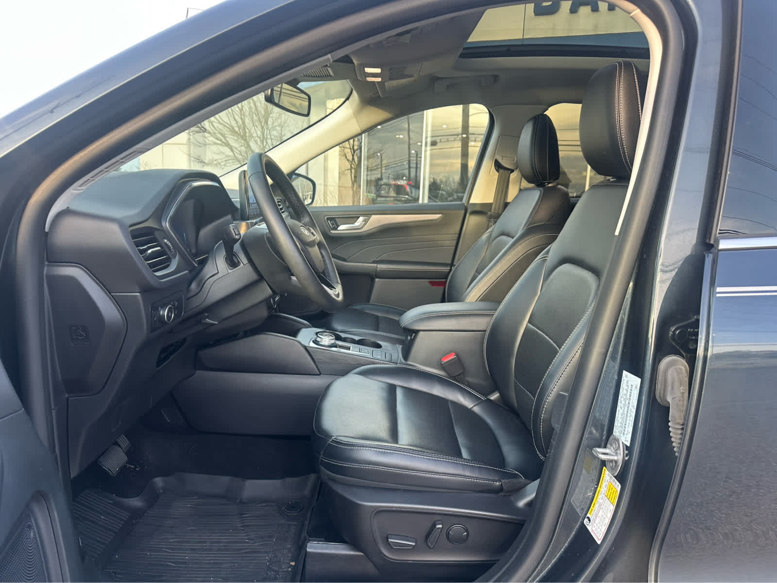 Thumbnail: 2022 Ford Escape - 8