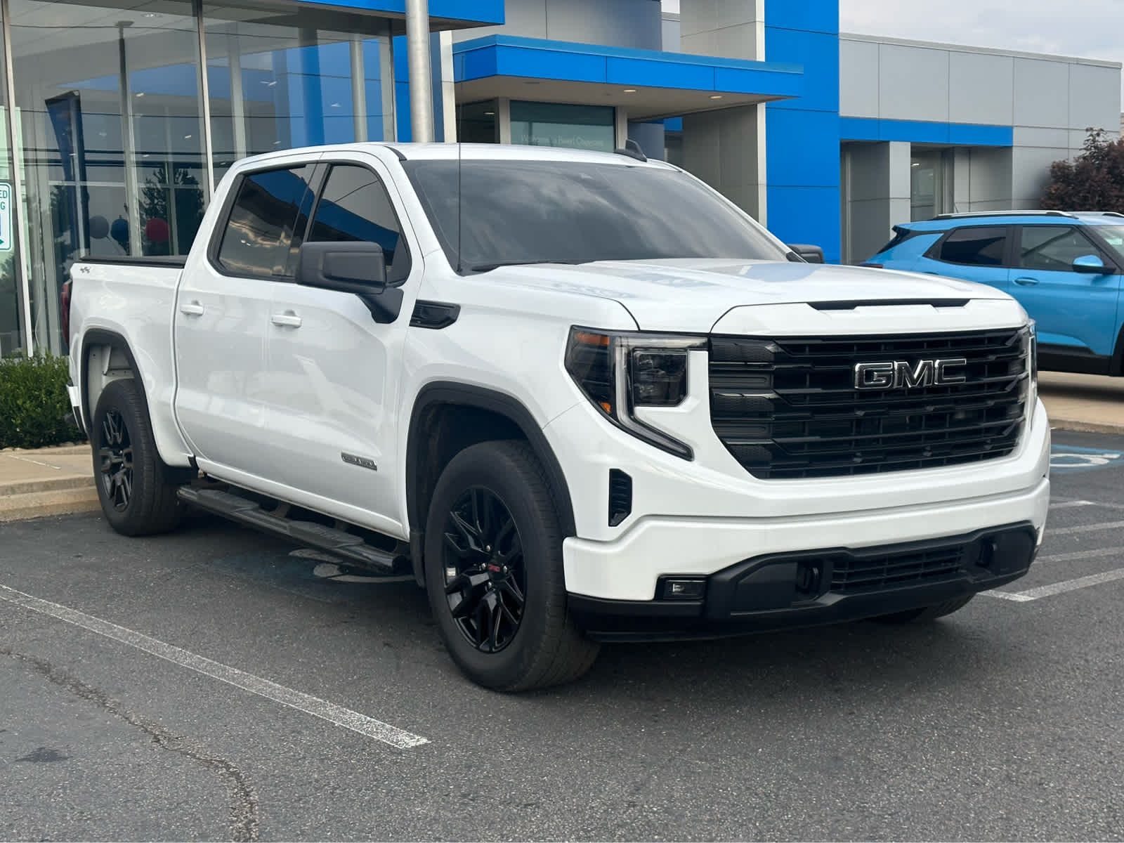Thumbnail: 2024 GMC Sierra 1500 - 3