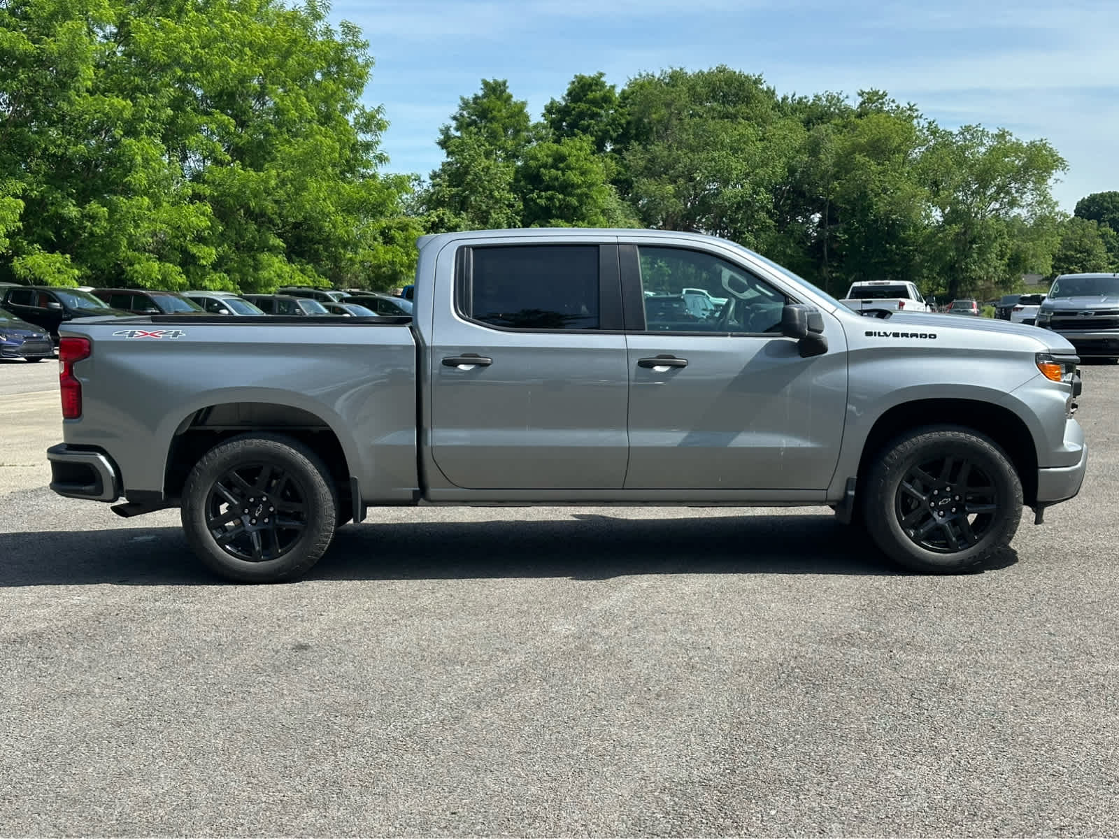 Thumbnail: 2023 Chevrolet Silverado 1500 - 8