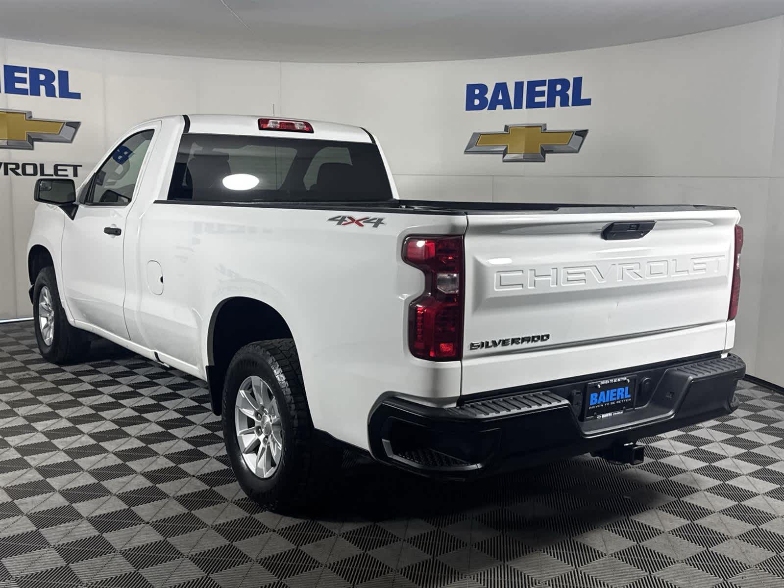 Thumbnail: 2021 Chevrolet Silverado 1500 - 3