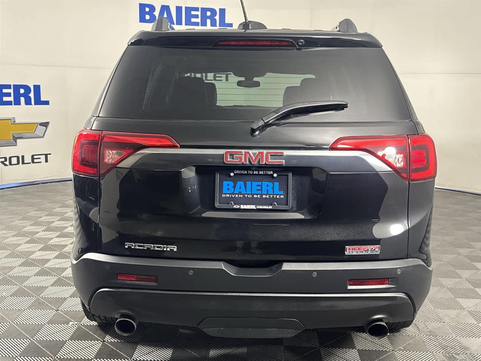 Thumbnail: 2017 GMC Acadia - 4