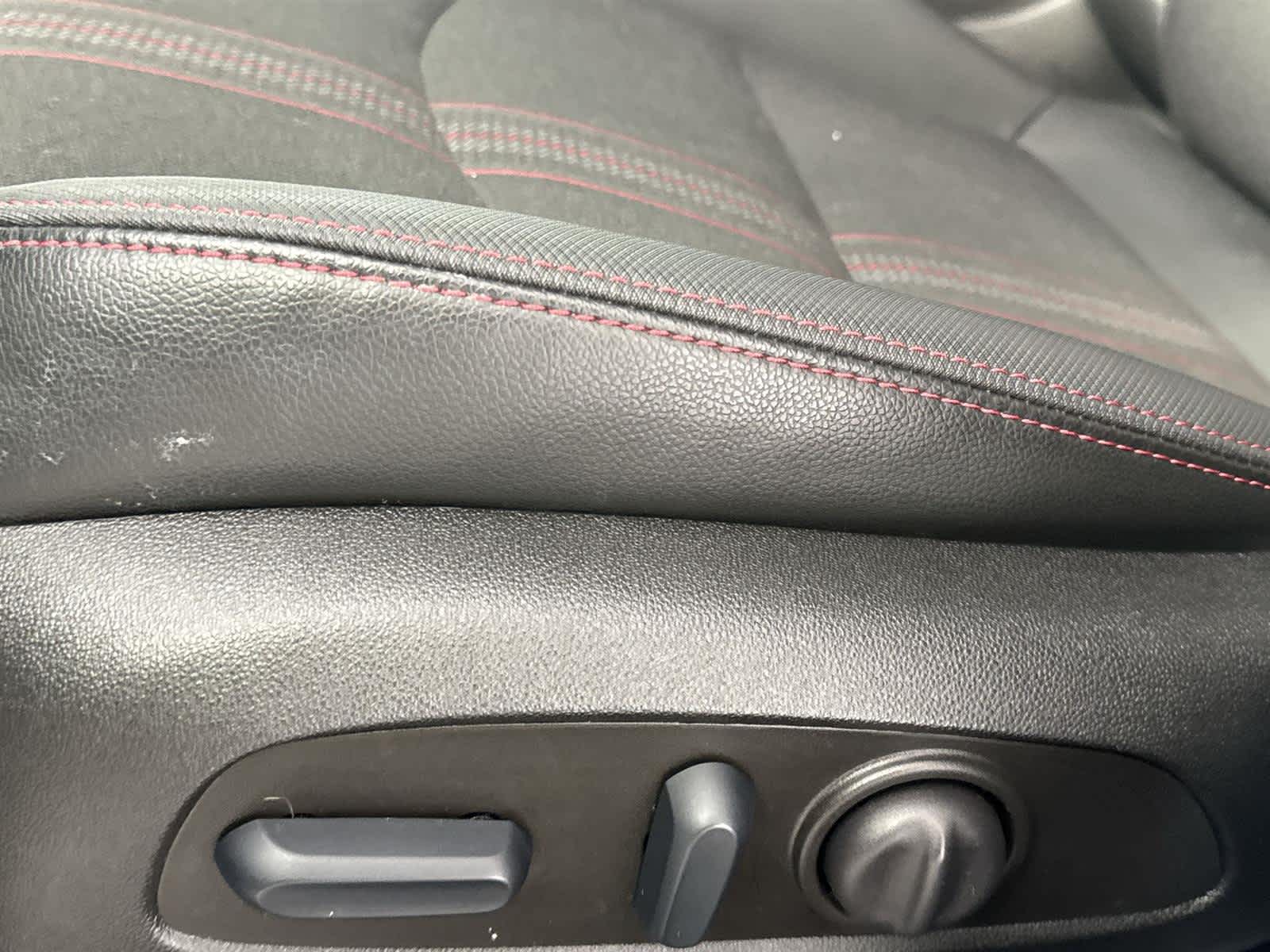 Thumbnail: 2022 Chevrolet Equinox - 13