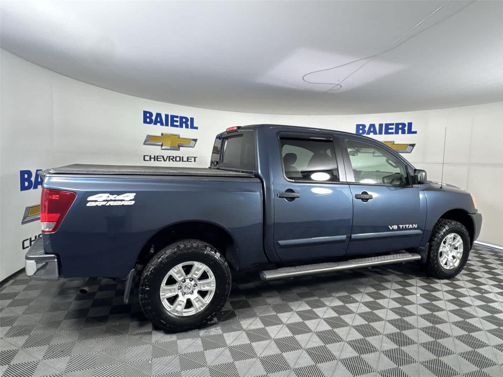 Thumbnail: 2014 Nissan Titan - 6