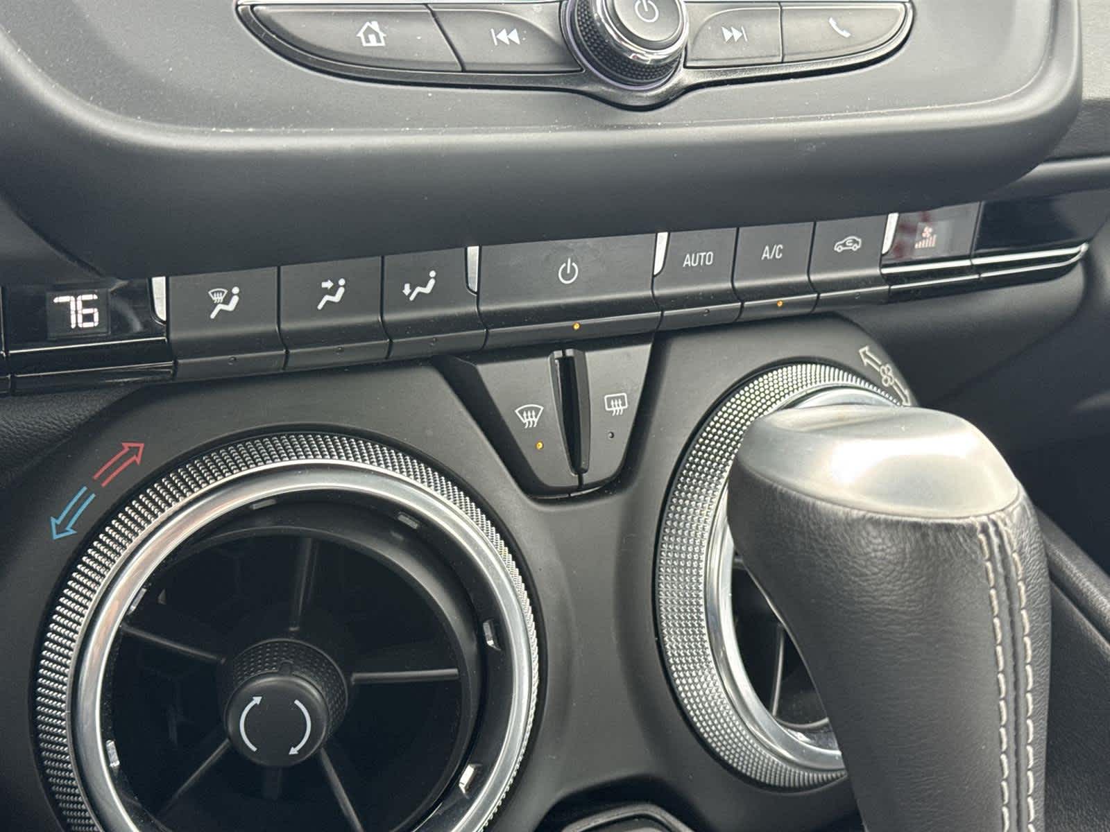 Thumbnail: 2023 Chevrolet Camaro - 18