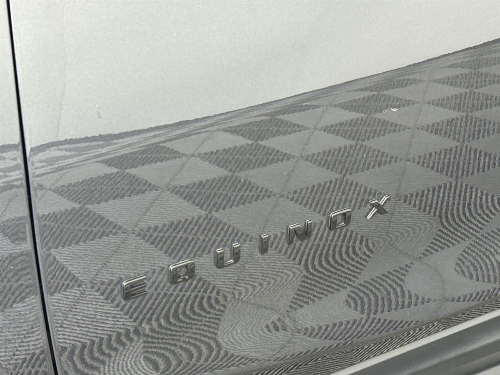 Thumbnail: 2022 Chevrolet Equinox - 10