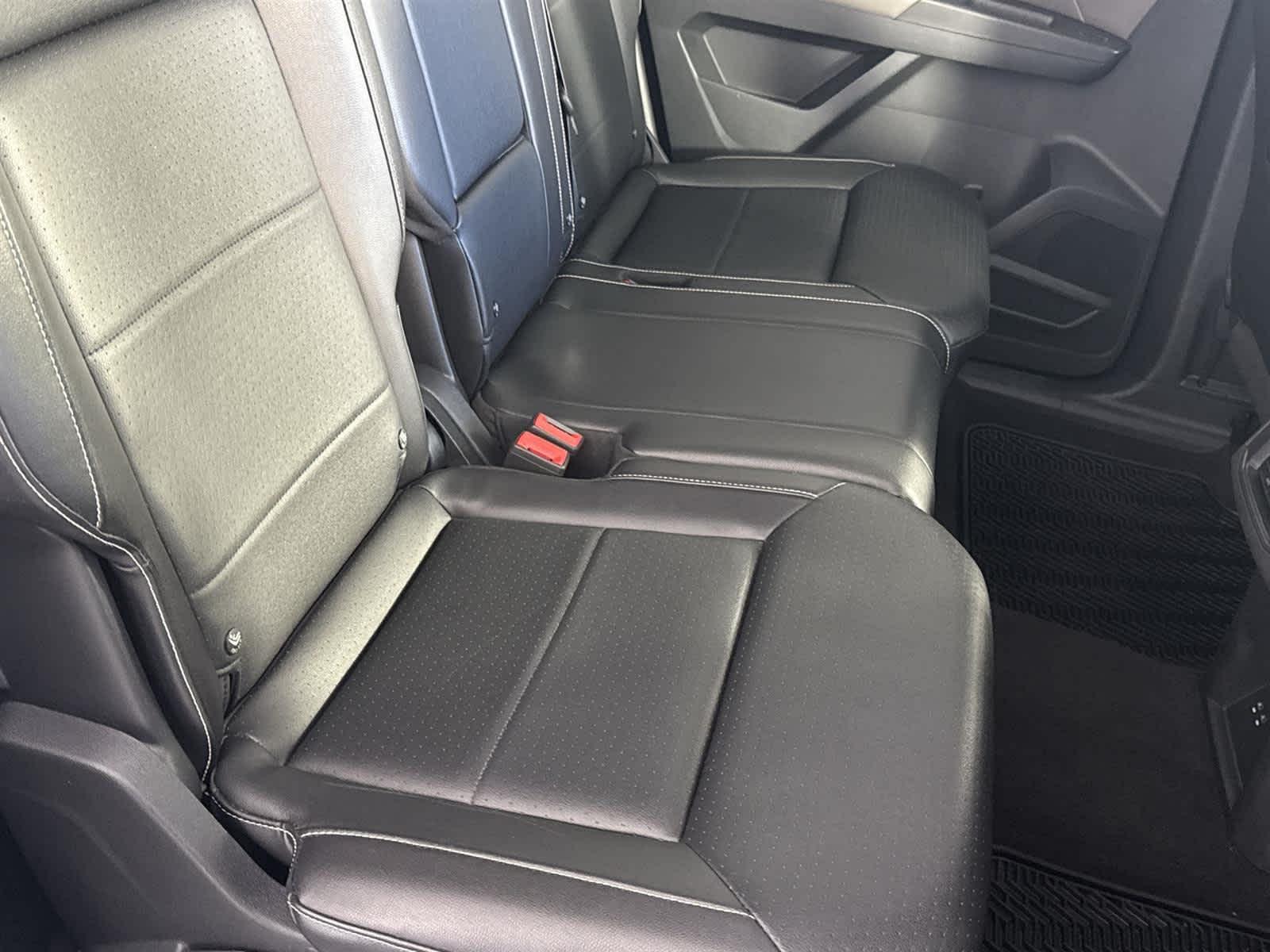 Thumbnail: 2022 Volkswagen Atlas - 14