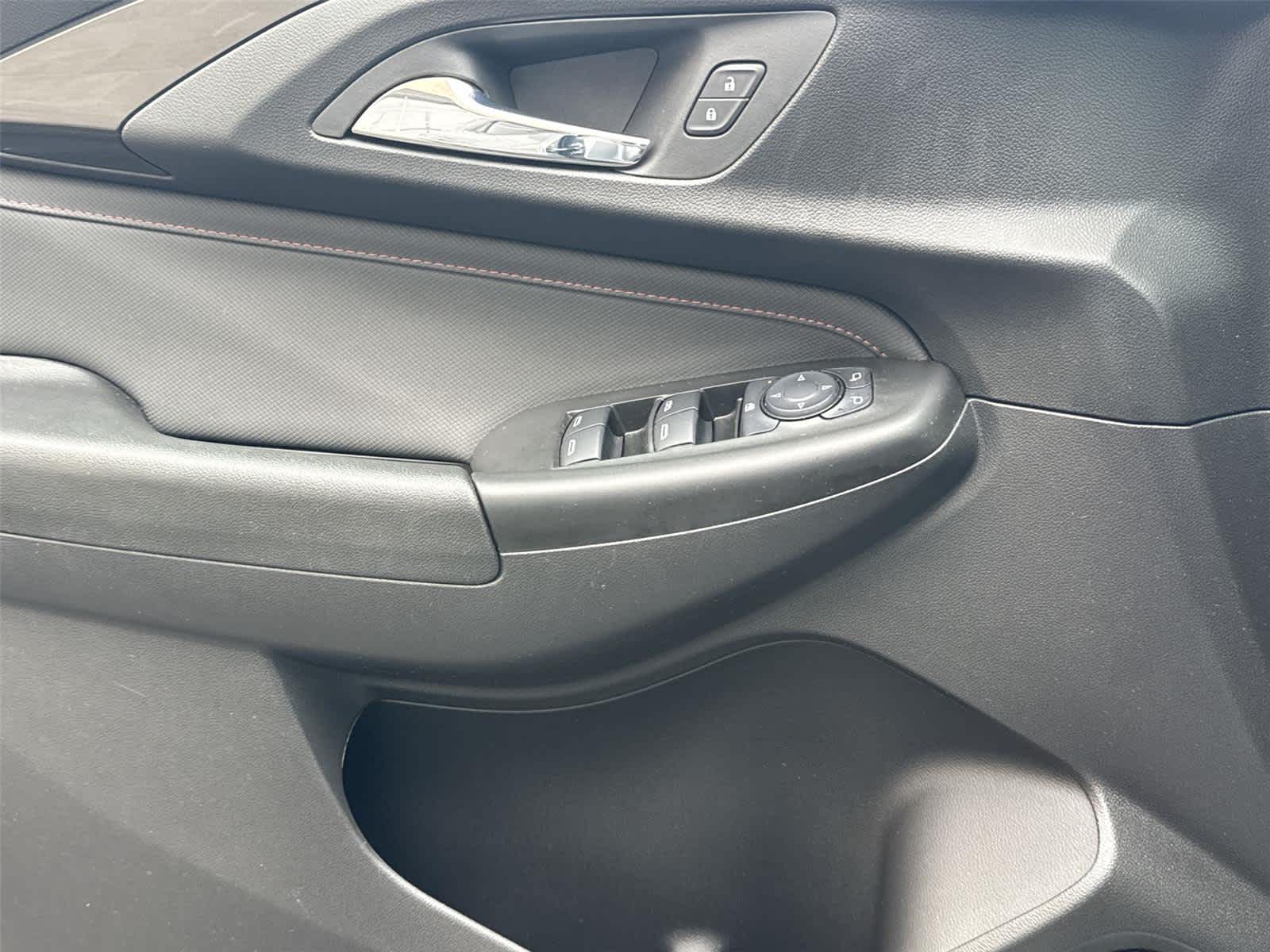 Thumbnail: 2023 Chevrolet TrailBlazer - 22