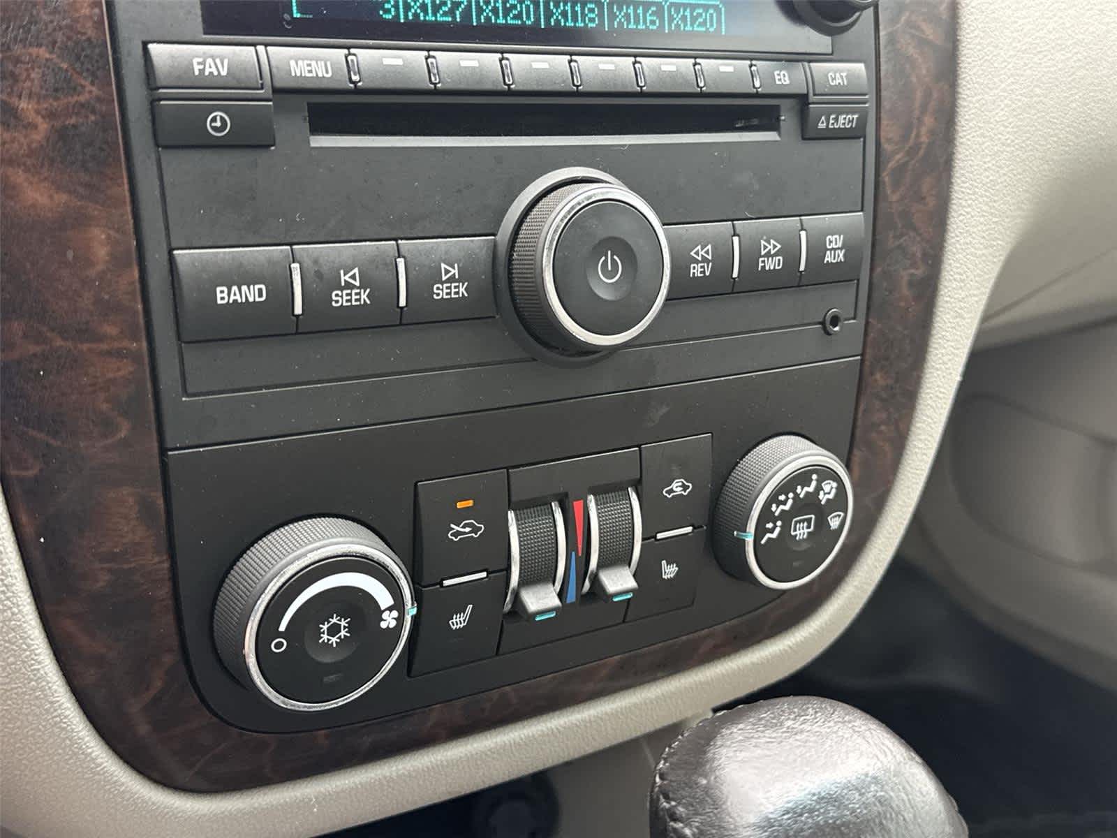 Thumbnail: 2012 Chevrolet Impala - 18