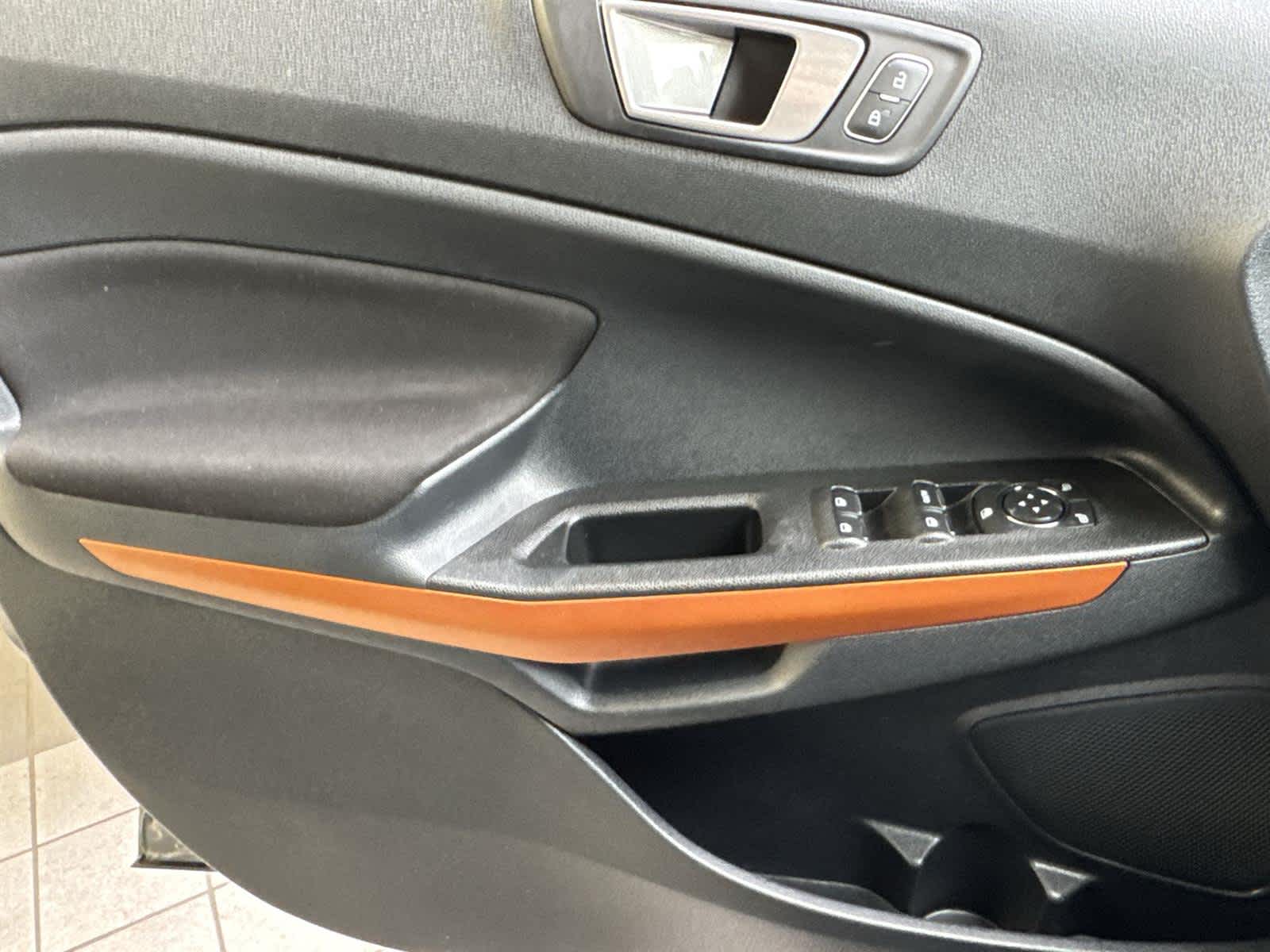 Thumbnail: 2022 Ford EcoSport - 22