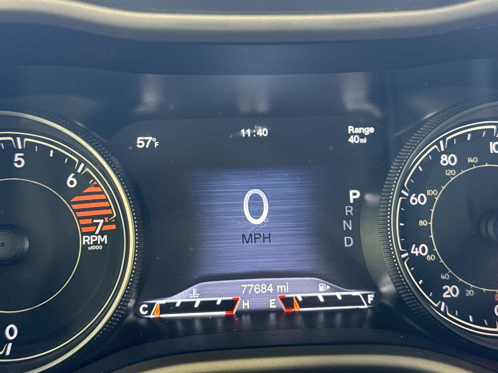 Thumbnail: 2018 Jeep Cherokee - 29