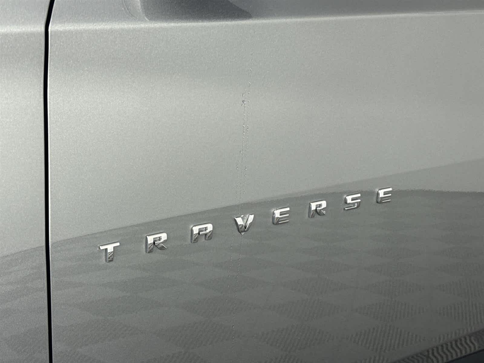 Thumbnail: 2024 Chevrolet Traverse - 10