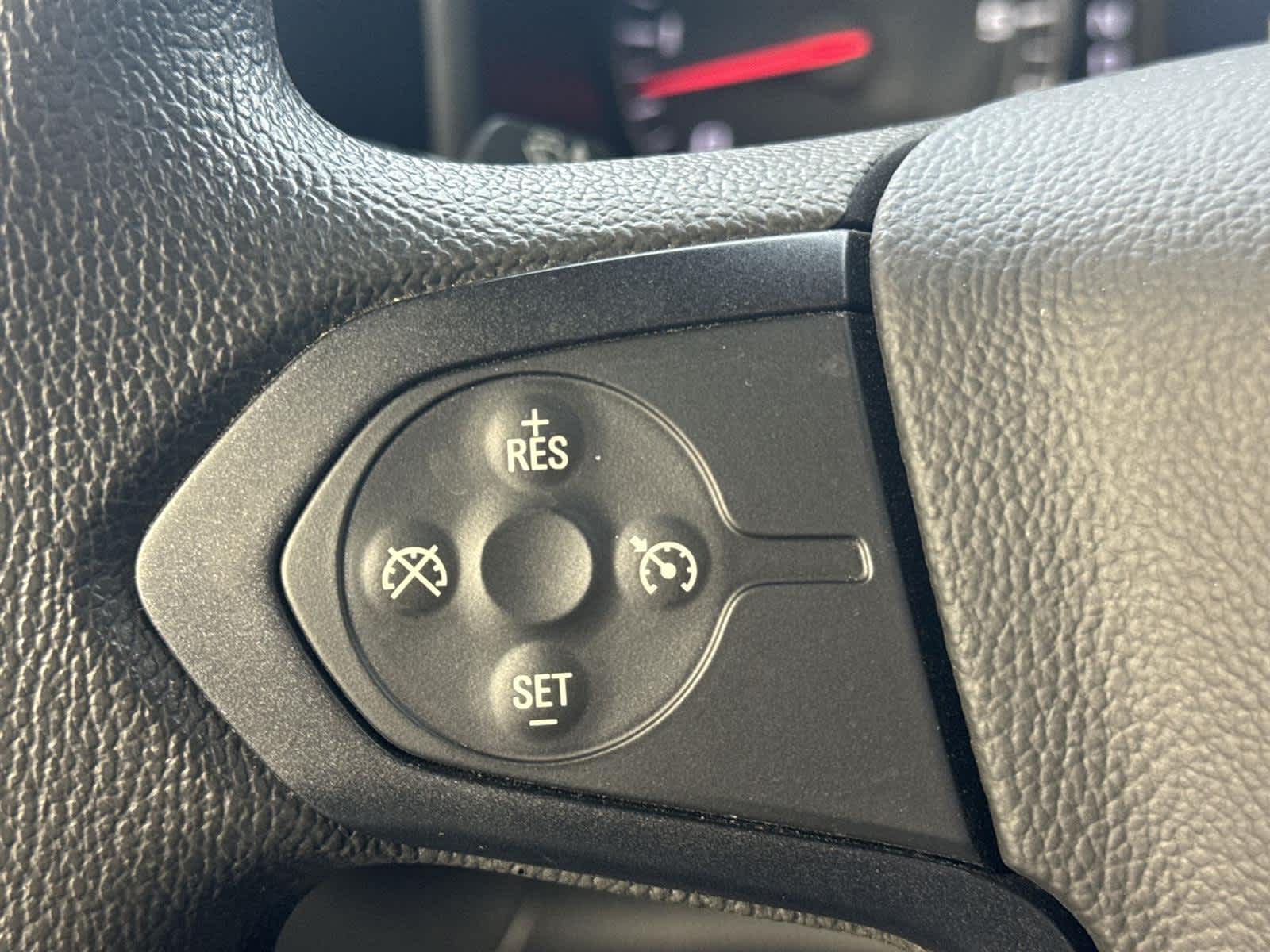 Thumbnail: 2016 Chevrolet Silverado 1500 - 21