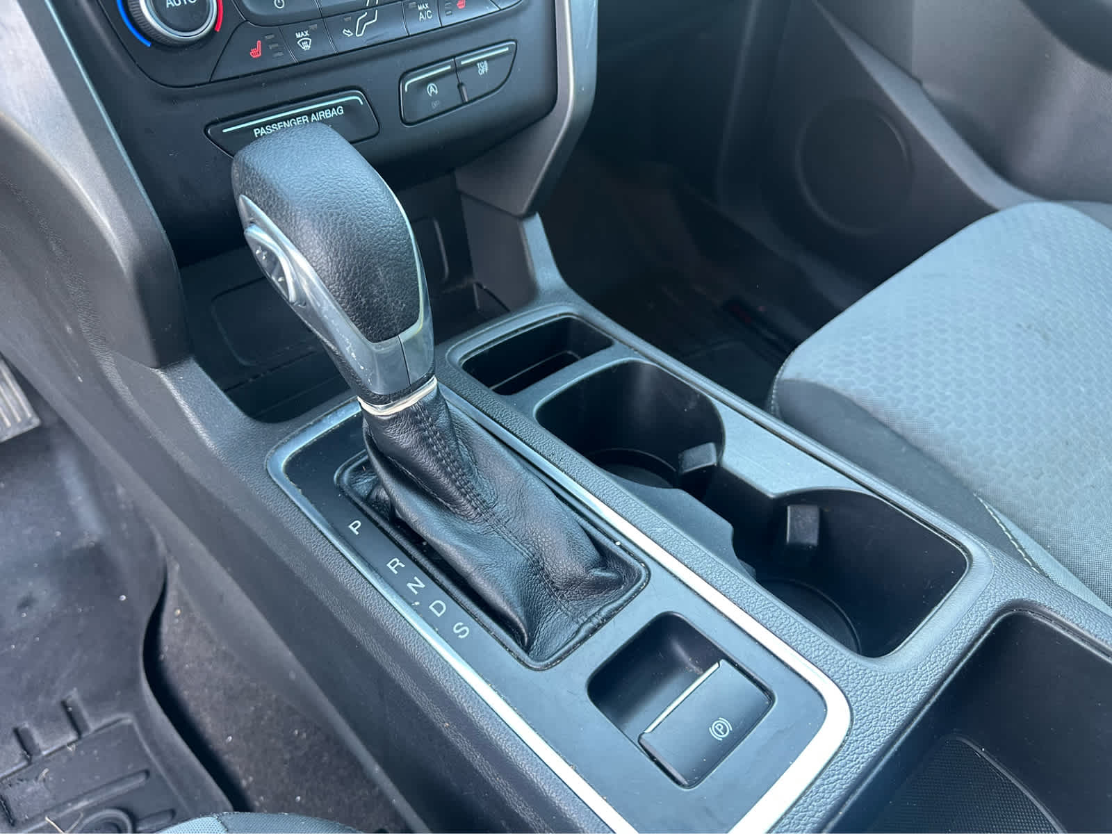 Thumbnail: 2018 Ford Escape - 14