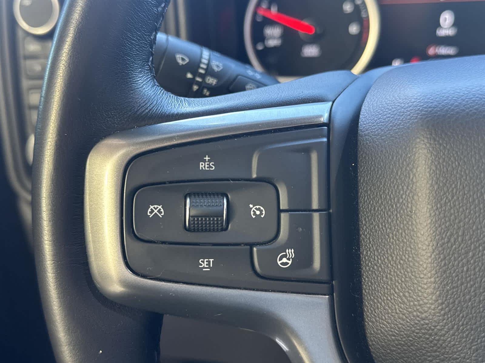 Thumbnail: 2020 Chevrolet Silverado 1500 - 25