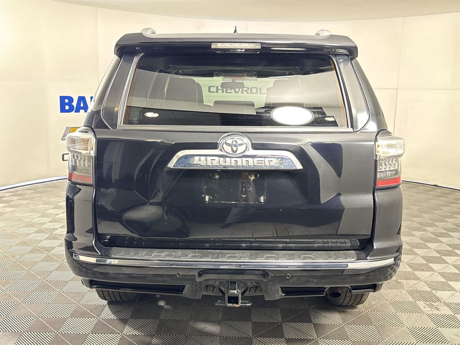 Thumbnail: 2015 Toyota 4Runner - 4