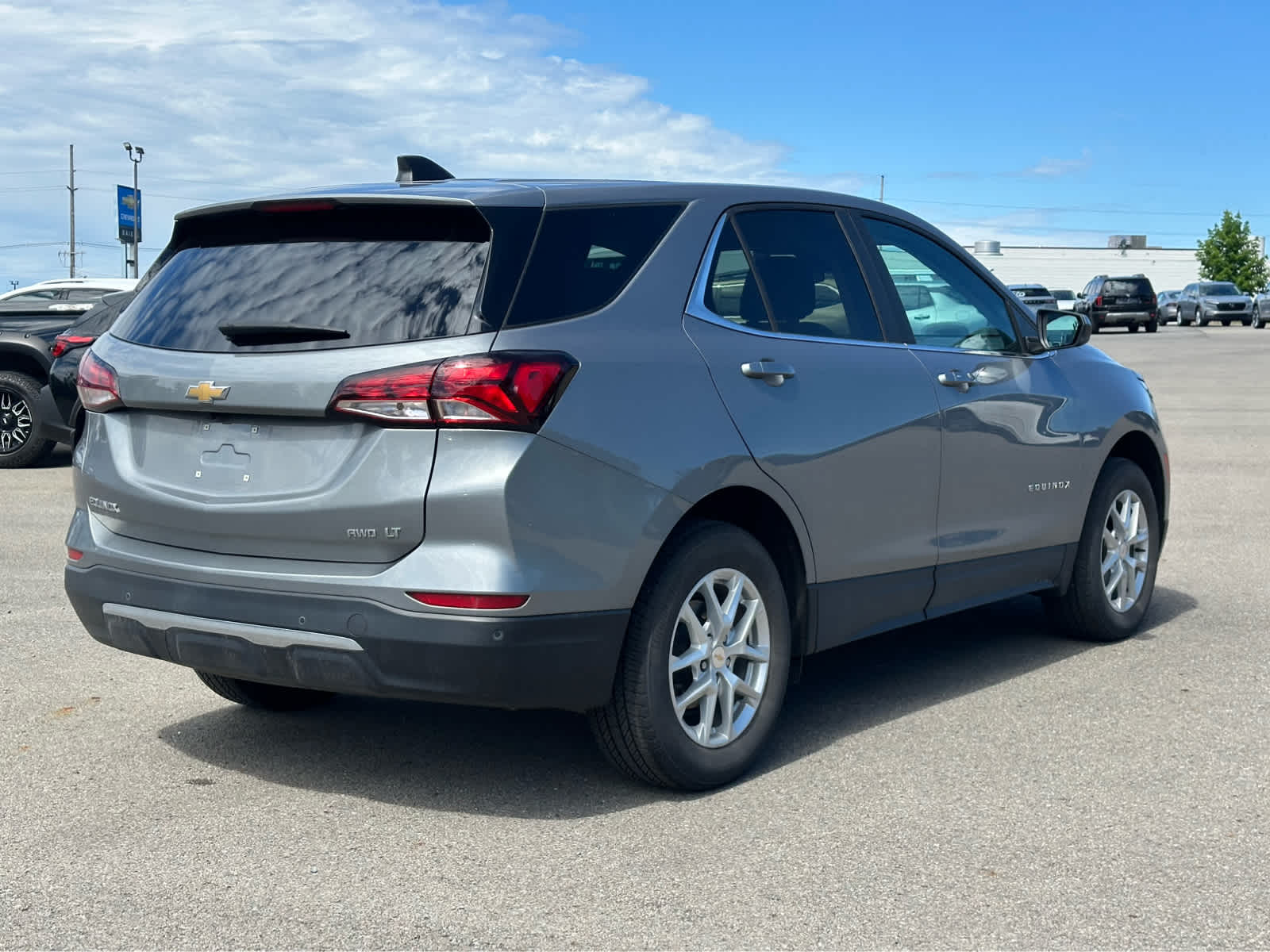 Thumbnail: 2023 Chevrolet Equinox - 7