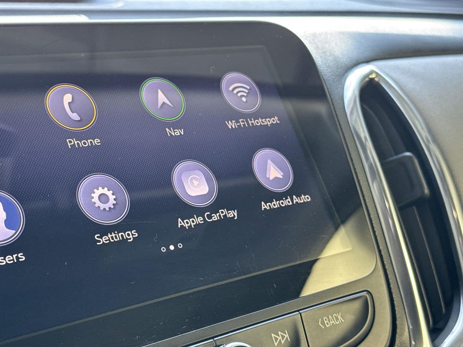 Thumbnail: 2019 Chevrolet Equinox - 21