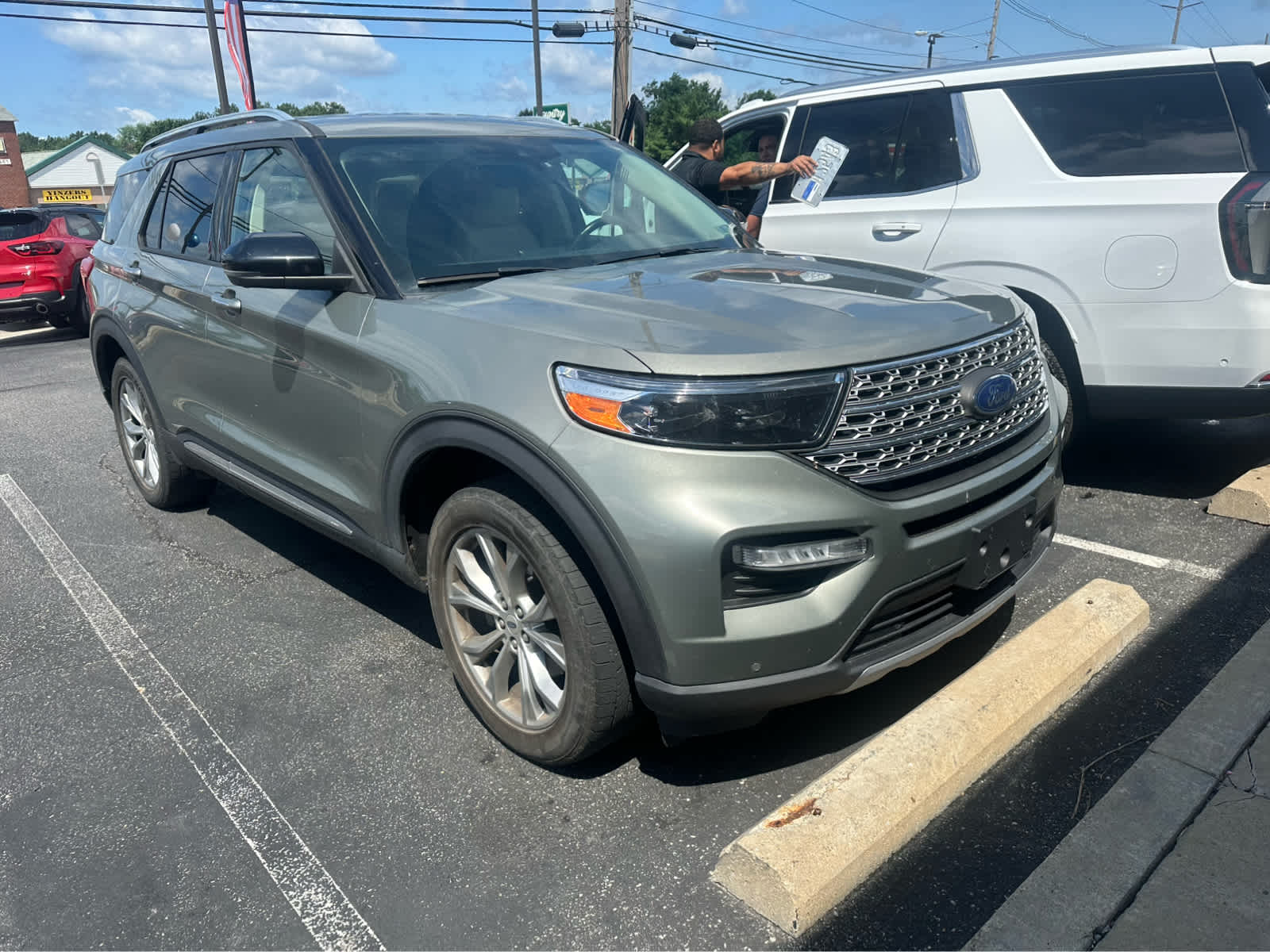 Thumbnail: 2020 Ford Explorer - 3