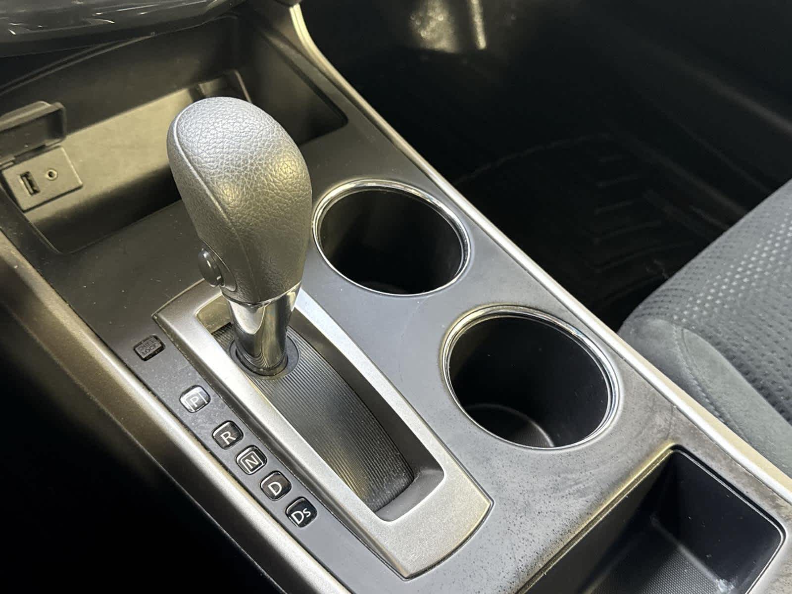 Thumbnail: 2015 Nissan Altima - 20