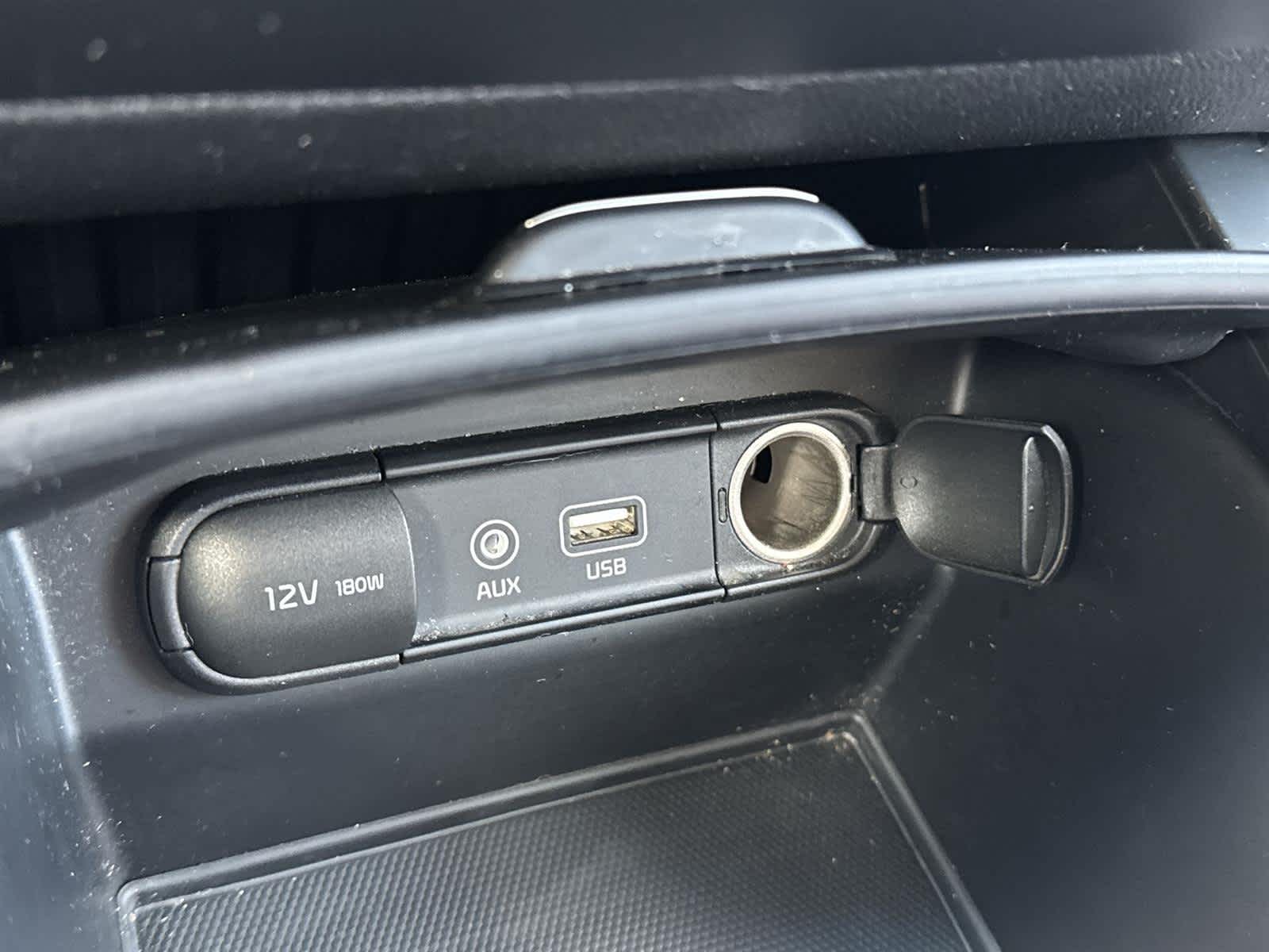 Thumbnail: 2019 Kia Sorento - 30