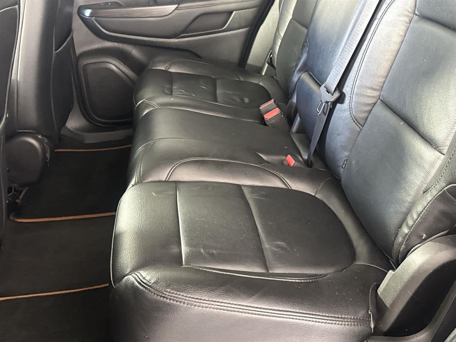 Thumbnail: 2017 GMC Acadia - 14