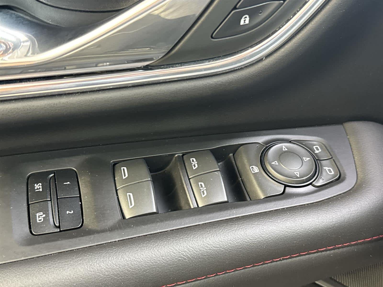 Thumbnail: 2023 Chevrolet Suburban - 23