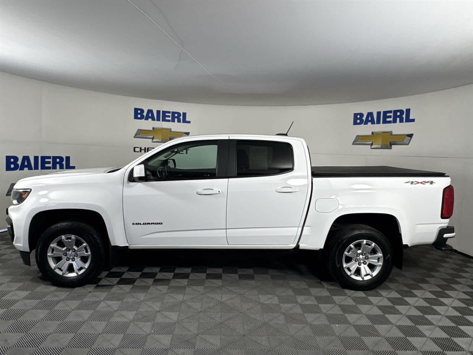 Thumbnail: 2022 Chevrolet Colorado - 2