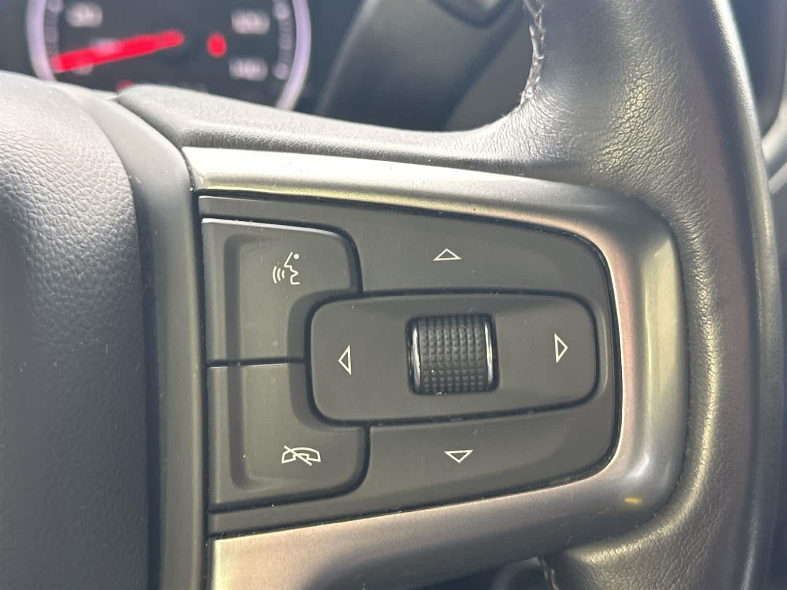 Thumbnail: 2022 Chevrolet Silverado 1500 - 27