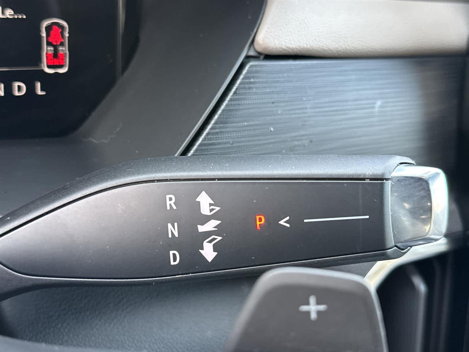 Thumbnail: 2024 GMC Acadia - 21